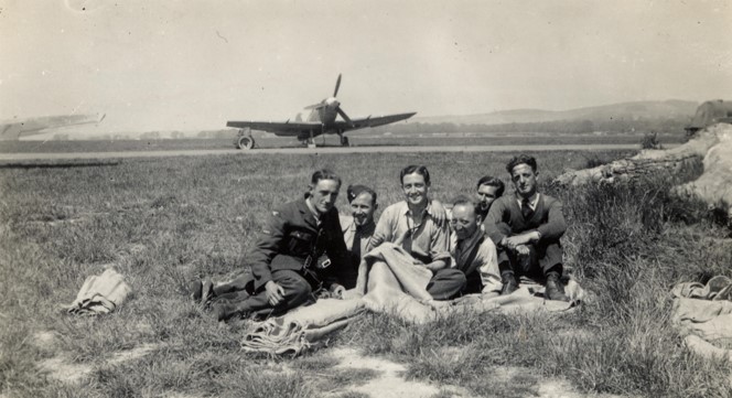 Spitfire flights at Goodwood Aerodrome in 1943